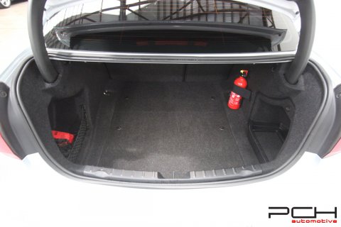 BMW M3 3.0 430cv DKG Drivelogic **KIT M PERFORMANCE**