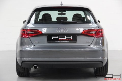 AUDI A3 Sportback 1.6 TDi 105cv Attraction