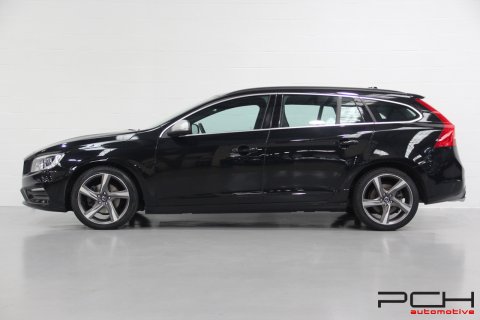 VOLVO V60 2.0 D4 184cv Kinetic **R-Design Int. & Ext.**