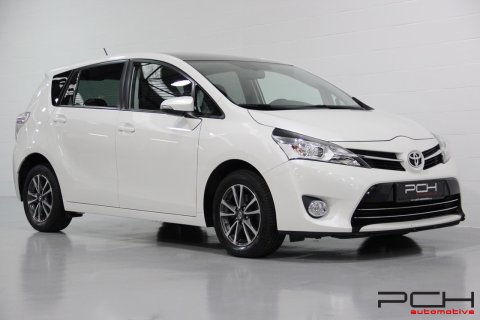 TOYOTA Toyota Verso 1.6 D-4D 111cv Skyview 5 places