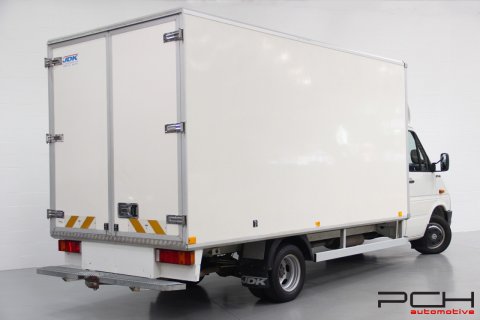 VOLKSWAGEN LT 46 2.8 D 158cv JUMELE + CAISSE POLYESTER 18m3