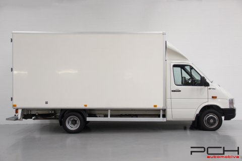 VOLKSWAGEN LT 46 2.8 D 158cv JUMELE + CAISSE POLYESTER 18m3