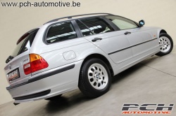 BMW 318i Touring