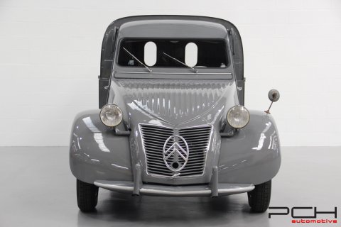 CITROEN 2CV AZU-250 - COMPLETELY RESTORED - BODY-OFF! -