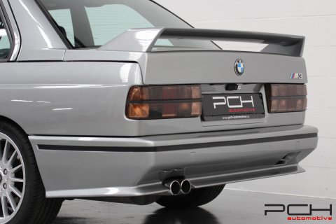 BMW M3 E30 2.3 16 Soupapes 200cv