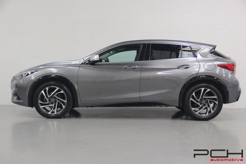 INFINITI Q30 1.5d 110cv Premium Tech