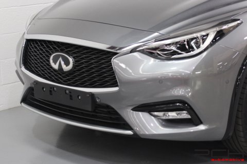 INFINITI Q30 1.5d 110cv Premium Tech