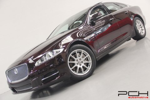 JAGUAR XJ 3.0 D V6 272cv Aut. Luxury **FULL OPTIONS!!!**