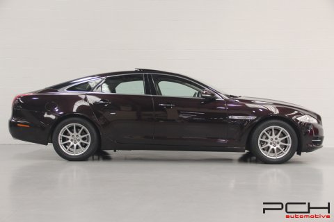 JAGUAR XJ 3.0 D V6 272cv Aut. Luxury **FULL OPTIONS!!!**