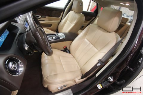 JAGUAR XJ 3.0 D V6 272cv Aut. Luxury **FULL OPTIONS!!!**