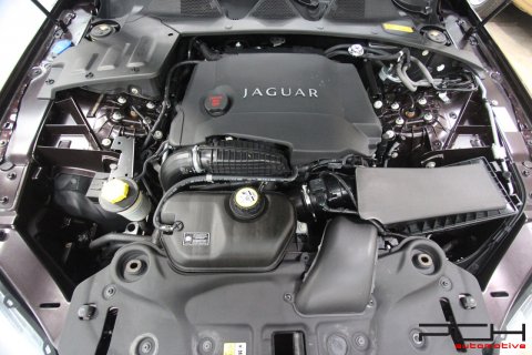 JAGUAR XJ 3.0 D V6 272cv Aut. Luxury **FULL OPTIONS!!!**