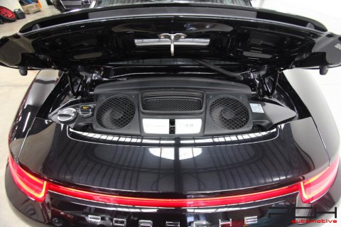 PORSCHE 991 Carrera 4S 3.8i 400cv PDK