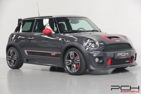 MINI John Cooper Works GP II - 1 of 2000 -