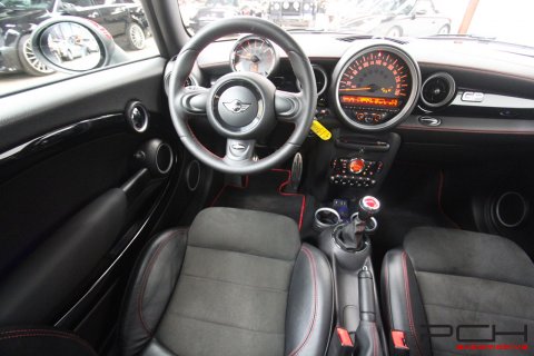 MINI John Cooper Works GP II - 1 of 2000 -