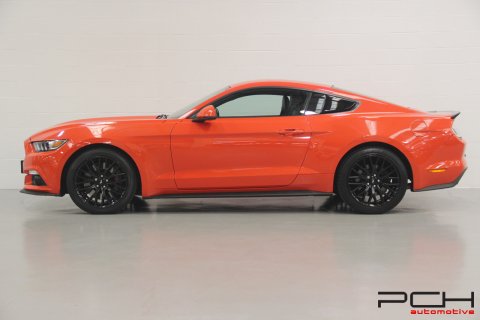 FORD Mustang Fastback 5.0 V8 GT 420cv Boîte Manuelle