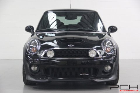 MINI John Cooper Works 1.6i 211cv