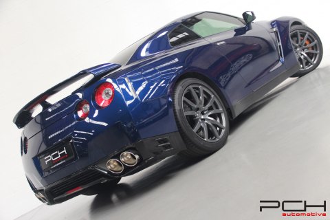 NISSAN GT-R 3.8 Turbo V6 550cv Black Edition