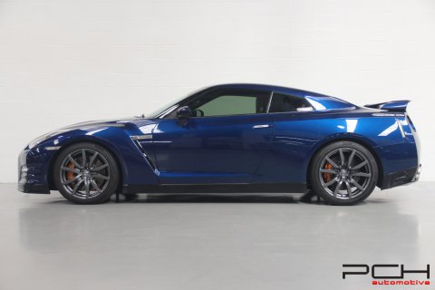 NISSAN GT-R 3.8 Turbo V6 550cv Black Edition