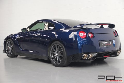 NISSAN GT-R 3.8 Turbo V6 550cv Black Edition