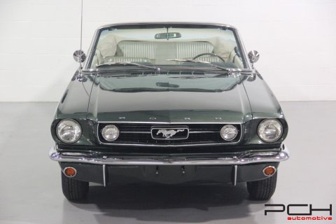 FORD Mustang Convertible GT 4.7 V8 Boîte Manuelle
