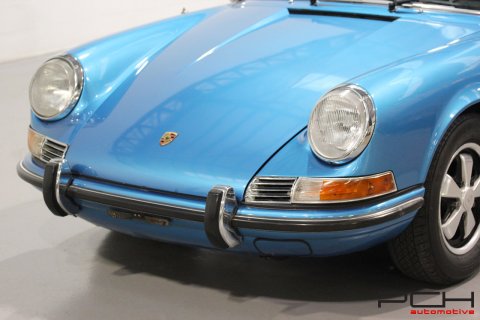 PORSCHE 911 2.2 T