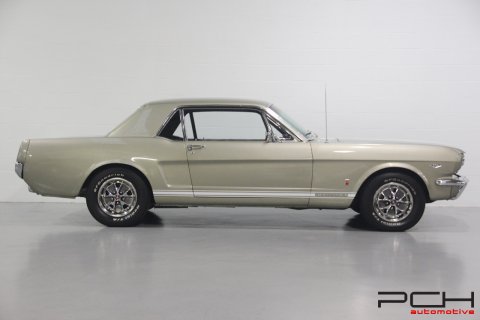 FORD Mustang 4.7 V8 225cv