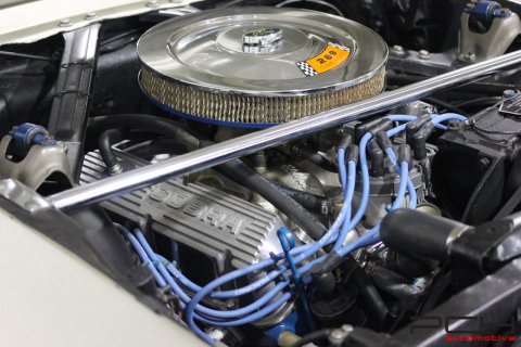 FORD Mustang 4.7 V8 225cv