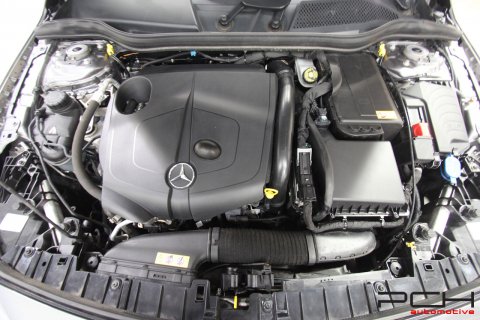 MERCEDES-BENZ GLA 200 d 136cv