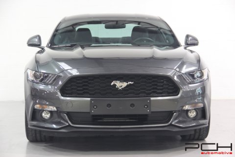 FORD Mustang Fastback 2.3 EcoBoost 317cv Boîte Manuelle