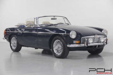 MG MGB 1.8 + Overdrive - COMPLETELY RESTORED - BODY-OFF! -