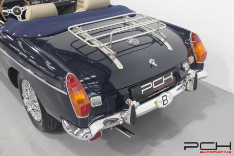 MG MGB 1.8 + Overdrive - COMPLETELY RESTORED - BODY-OFF! -