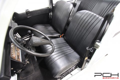 CITROEN 2CV 6 Club - COMPLETELY RESTORED - BODY-OFF! -