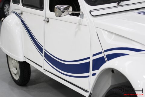 CITROEN 2CV 6 Club - COMPLETELY RESTORED - BODY-OFF! -