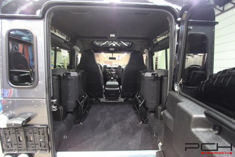 LAND ROVER Defender 90 TD4 SE Adventure