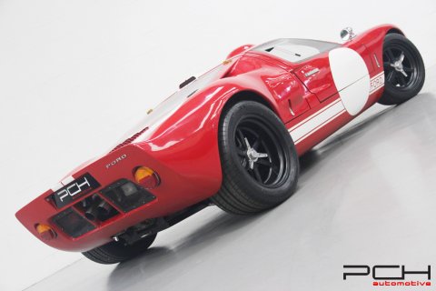 FORD GT40 5.0 V8 340cv - REPLICA -