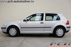 VOLKSWAGEN Golf 1.4i 75cv Base