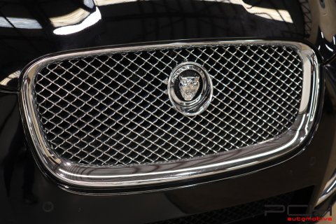 JAGUAR XF 3.0i V6 SuperCharged 340cv AWD