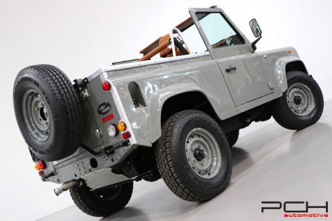 LAND ROVER Defender 90 2.5 Td5 122cv Soft-Top 