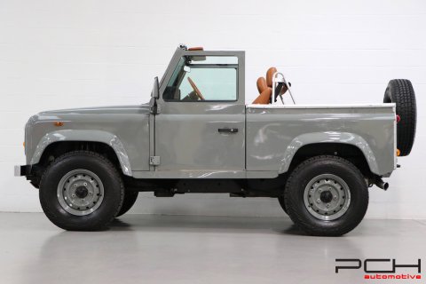 LAND ROVER Defender 90 2.5 Td5 122cv Soft-Top 