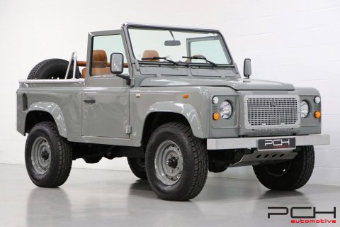 LAND ROVER Defender 90 2.5 Td5 122cv Soft-Top 