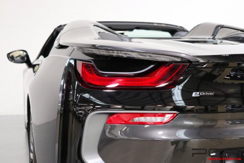 BMW i8 Roadster Plug-In Hybrid