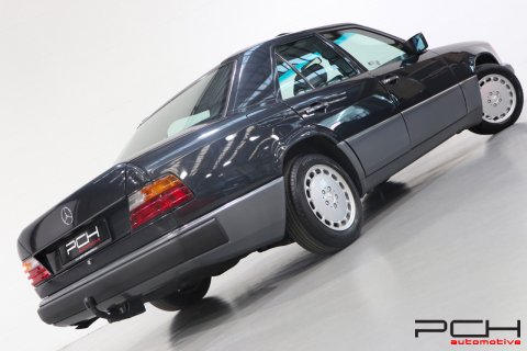 MERCEDES-BENZ 200 E + TOIT OUVRANT