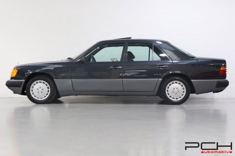 MERCEDES-BENZ 200 E + TOIT OUVRANT