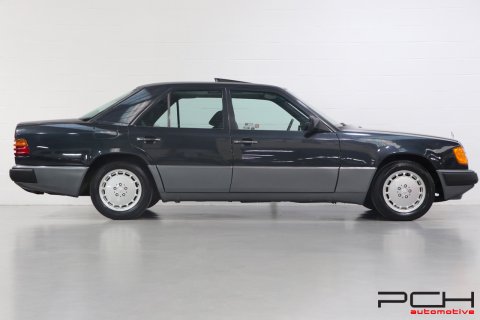 MERCEDES-BENZ 200 E + TOIT OUVRANT