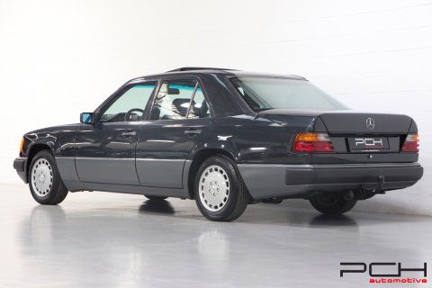 MERCEDES-BENZ 200 E + TOIT OUVRANT