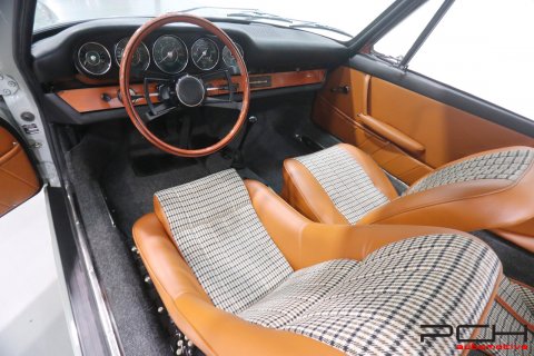 PORSCHE “Early” 911 1965 SWB - Fully Restored ! -
