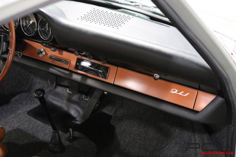 PORSCHE “Early” 911 1965 SWB - Fully Restored ! -