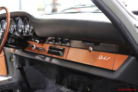 PORSCHE “Early” 911 1965 SWB - Fully Restored ! -