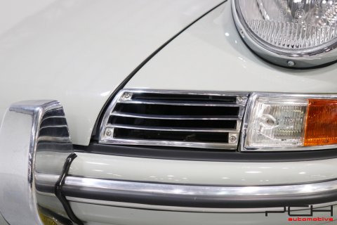 PORSCHE “Early” 911 1965 SWB - Fully Restored ! -
