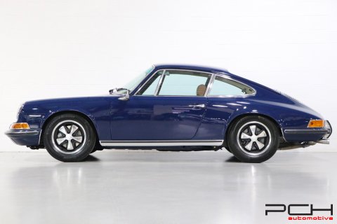 PORSCHE 911 2.2 E